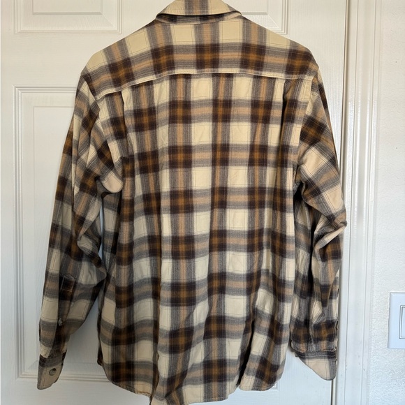 Columbia Long Sleeve Flannel Button Up Shirt - Picture 2 of 4